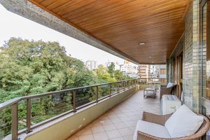 Image 14 - 871556