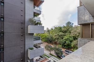 Image 34 - 871556