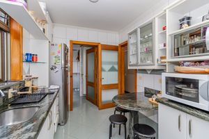 Image 38 - 871556