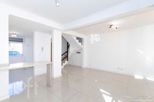 Image 3 - 871570