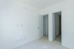 Image 11 - 871589