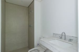 Image 12 - 871589