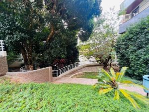 Image 31 - 871597