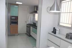 Image 4 - 871599