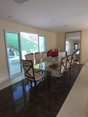 Image 8 - 871600