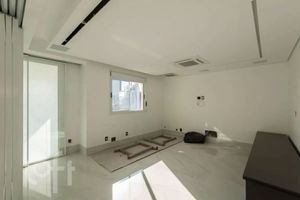 Image 25 - 871605