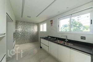 Image 29 - 871605
