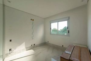 Image 35 - 871605