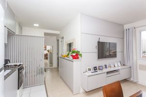 Image 19 - 871647