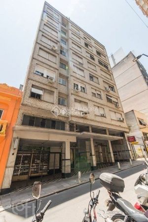 Image 12 - 871674
