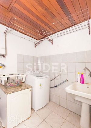 Image 8 - 871700
