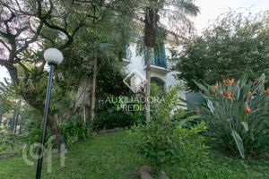 Image 1 - 871725