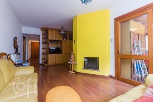 Image 4 - 871733