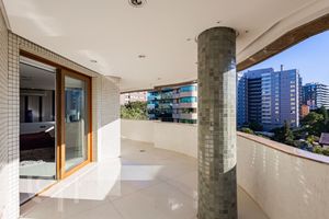 Image 7 - 871735