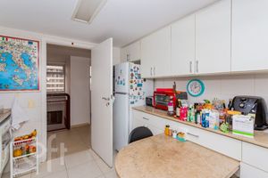 Image 9 - 871745
