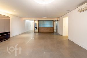 Image 3 - 871748