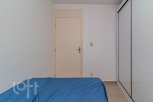 Image 7 - 871751
