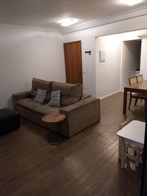 Image 1 - 871765
