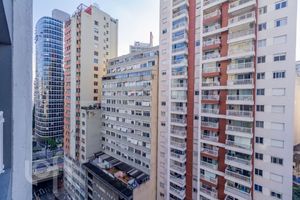 Image 21 - 871770