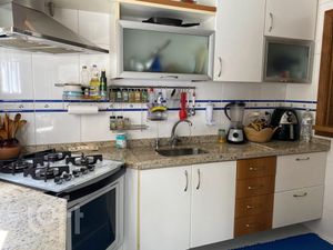 Image 15 - 871774