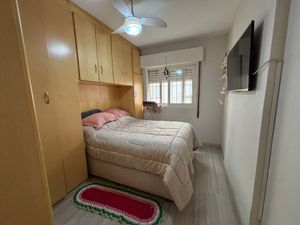 Image 4 - 871777
