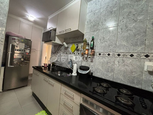 Image 9 - 871777