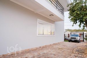 Image 6 - 871779