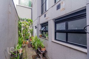 Image 44 - 871780
