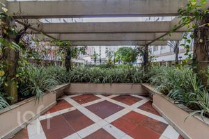 Image 37 - 871781