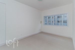 Image 7 - 871781