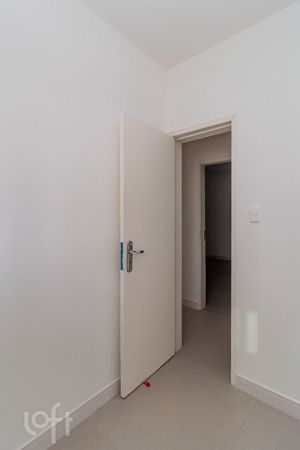 Image 23 - 871781