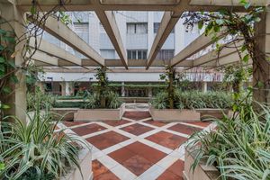 Image 36 - 871781