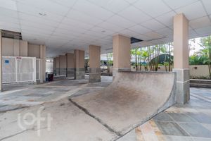 Image 32 - 871781