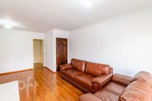Image 1 - 871785