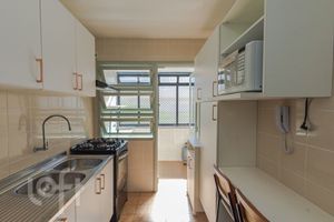 Image 4 - 871786