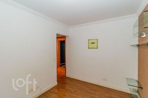 Image 21 - 871798