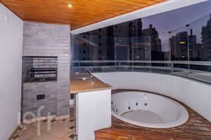 Image 7 - 871798