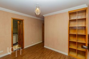 Image 33 - 871798