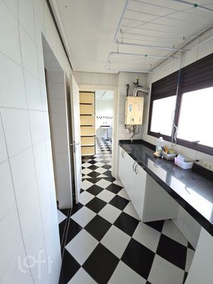 Image 13 - 871798