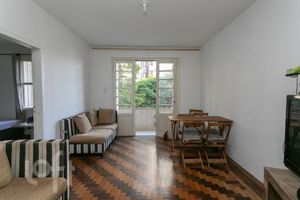 Image 7 - 871802