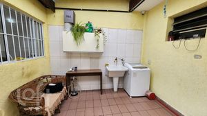 Image 6 - 871803