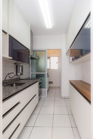 Image 31 - 871810
