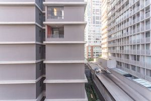 Image 4 - 871815