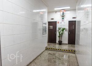 Image 9 - 871929