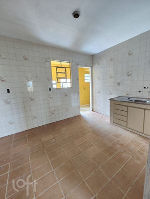 Image 21 - 871931