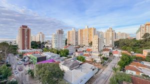 Image 15 - 871932