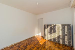 Image 7 - 871933
