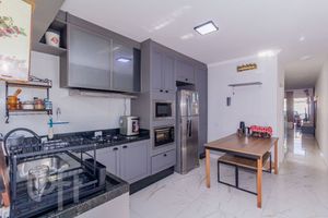 Image 7 - 871936