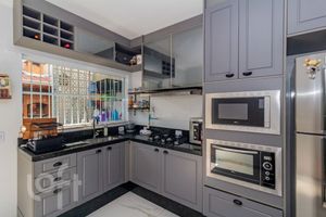 Image 10 - 871936