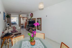 Image 3 - 871936